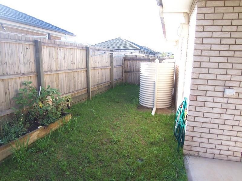 19 Langham Crescent, North Lakes QLD 4509