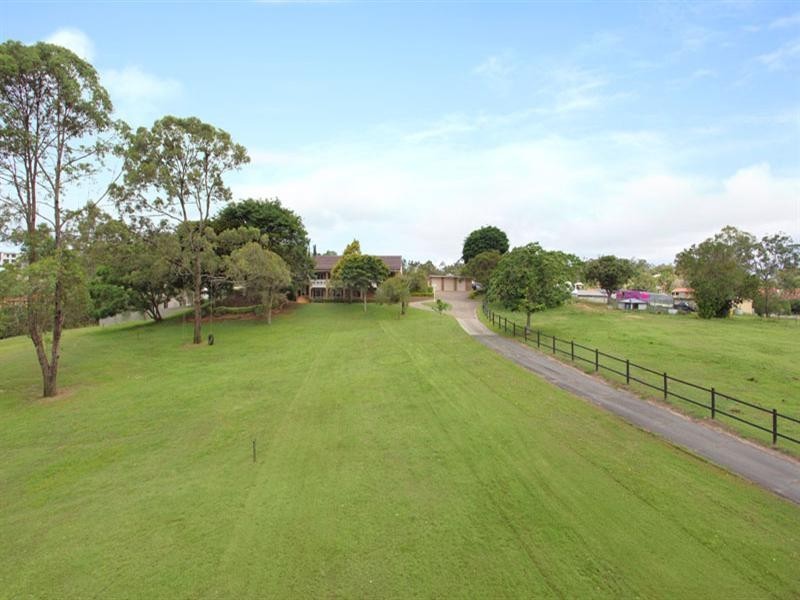 421 Trouts Road, Chermside West QLD 4032