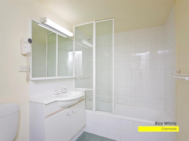 103/85 Deakin Street, Kangaroo Point QLD 4169