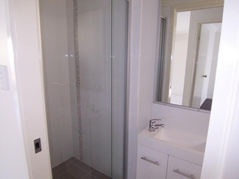 2/72 Gillies Street, Zillmere QLD 4034