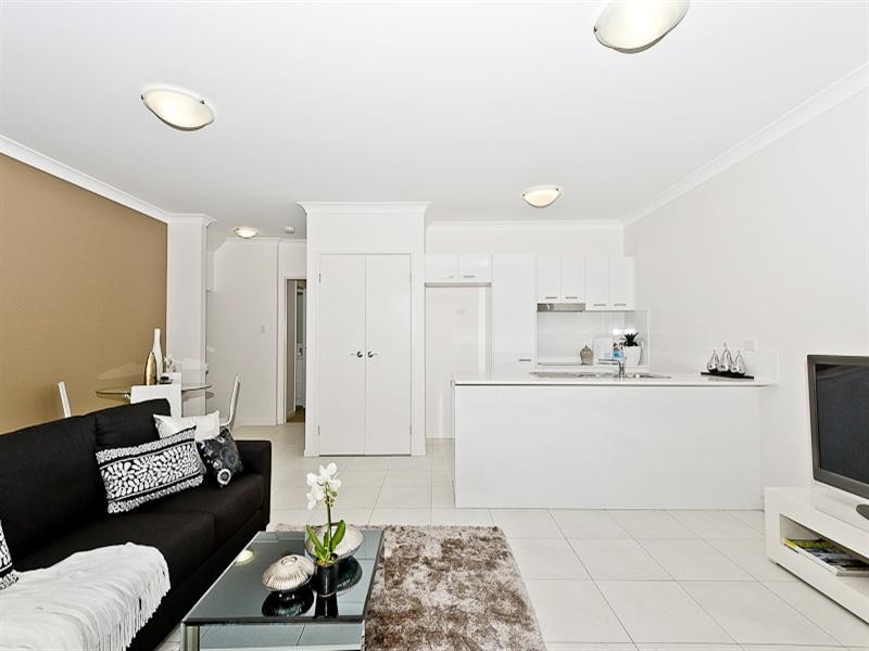 2/3 Gamelin Crescent, Stafford QLD 4053