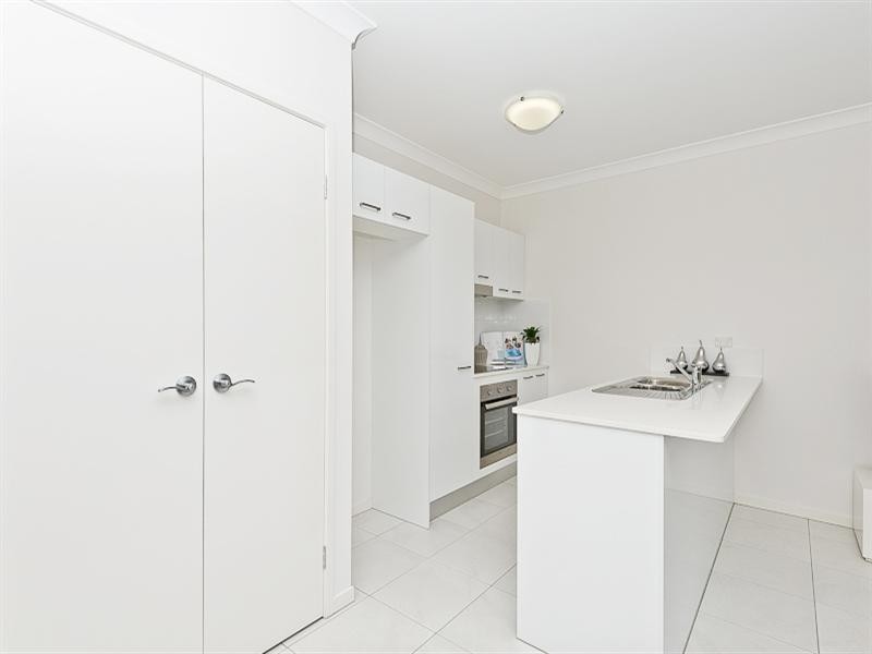 2/3 Gamelin Crescent, Stafford QLD 4053