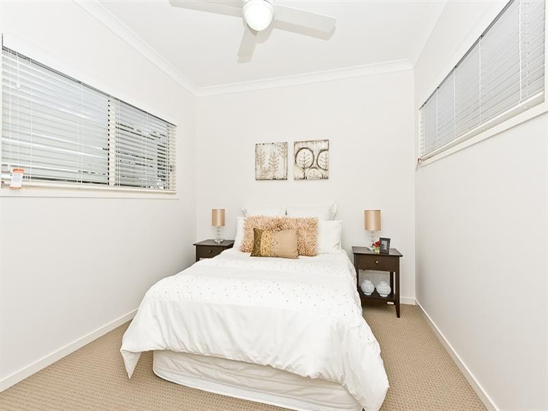 2/3 Gamelin Crescent, Stafford QLD 4053