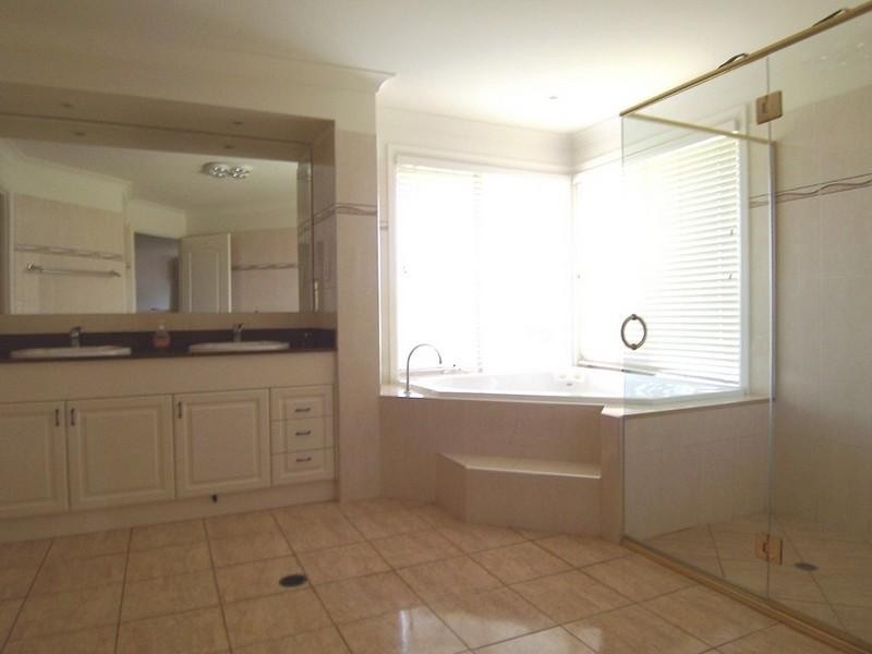 28 Farndon Place, Carseldine QLD 4034