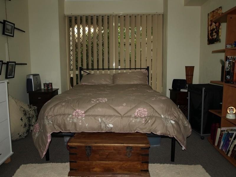 2/6 Kelso Street, Chermside QLD 4032