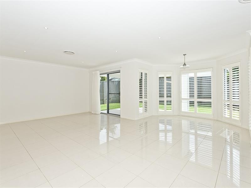 4 Possum Street, Warner QLD 4500