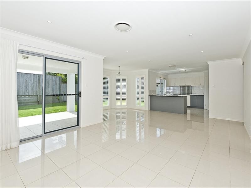 4 Possum Street, Warner QLD 4500