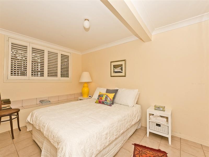 2 Fairhaven Street, Bridgeman Downs QLD 4035