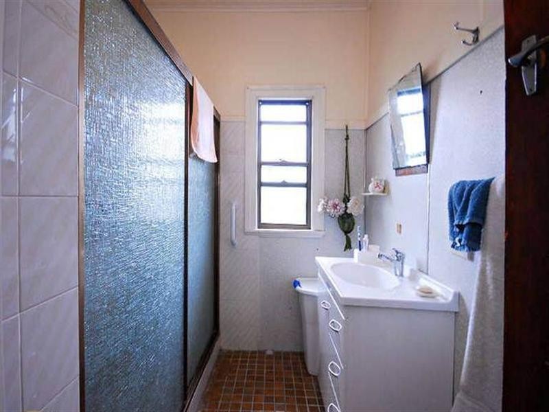 54 Araluen Street, Kedron QLD 4031