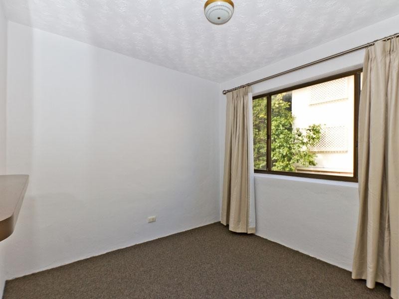 1-4/65 Franz Road, Clayfield QLD 4011