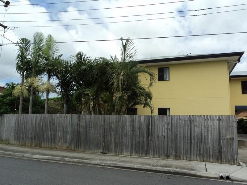 2/30 Pilba Street, Chermside QLD 4032