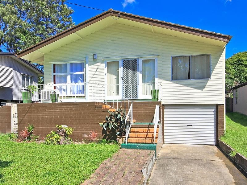 64 Redbourne Street, Chermside West QLD 4032