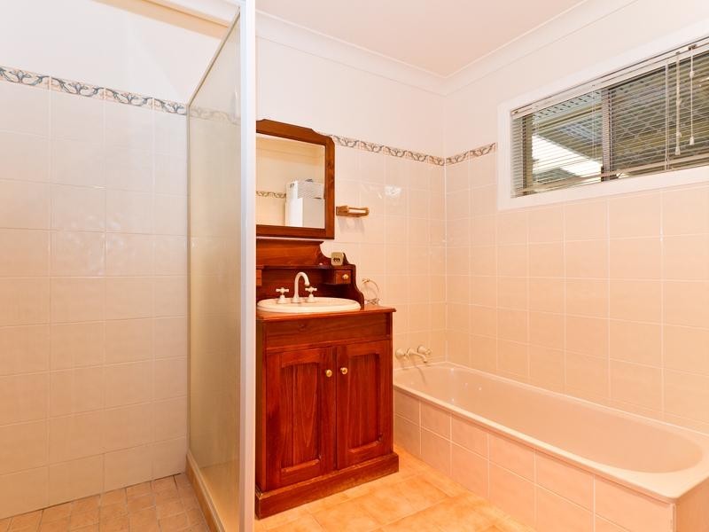 42 Achilles Street, Kedron QLD 4031