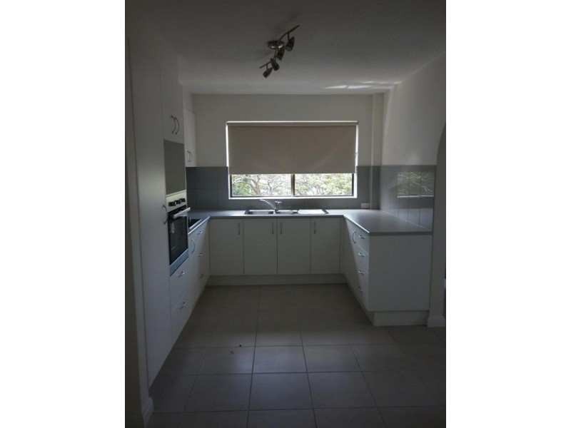 1/60 Latham Street, Chermside QLD 4032