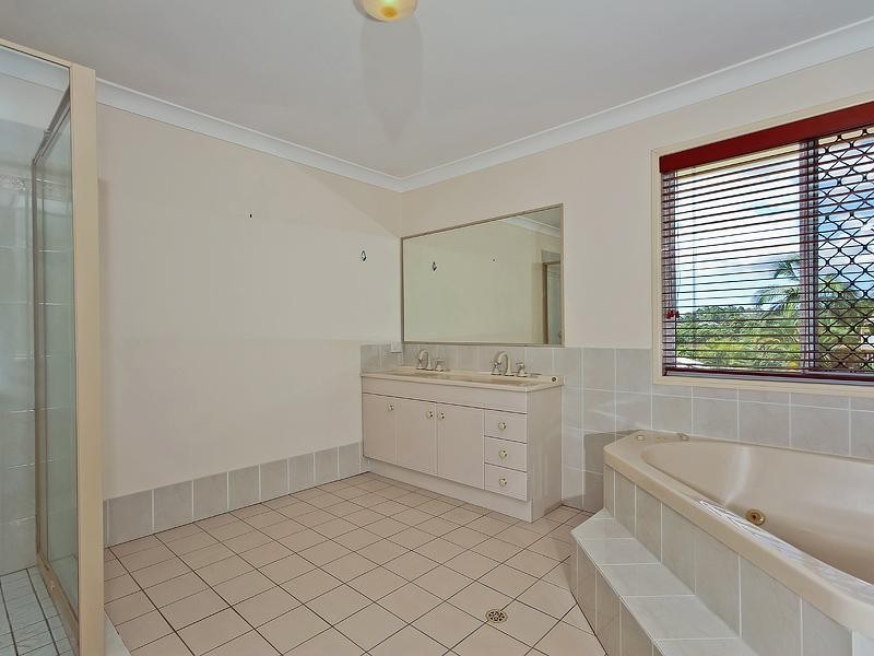 9 Slaney Place, Aspley QLD 4034