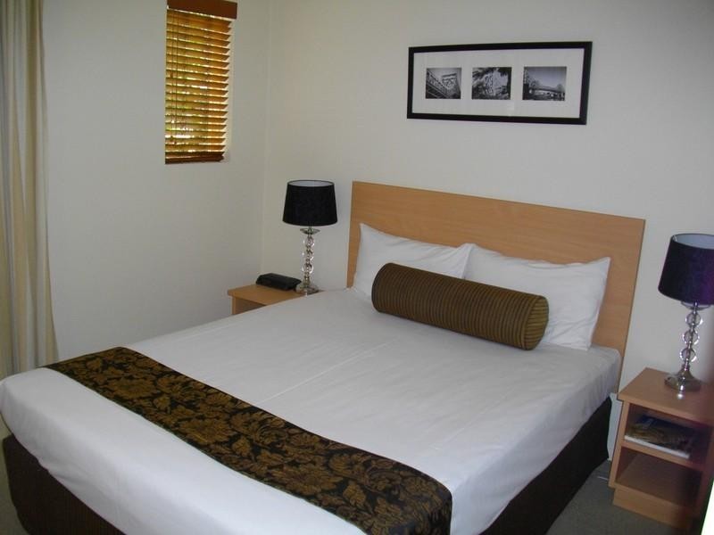 233/85 Deakin Street, Kangaroo Point QLD 4169