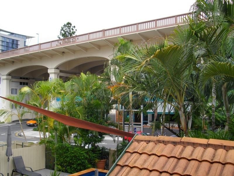 233/85 Deakin Street, Kangaroo Point QLD 4169