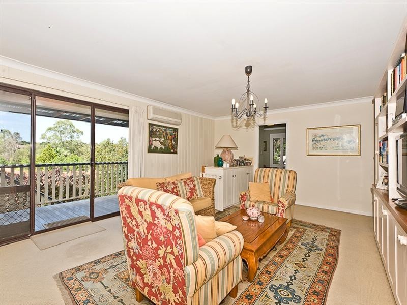 2 Fairhaven Street, Bridgeman Downs QLD 4035