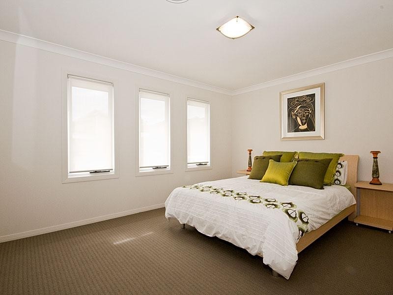 7 Dennisvale Drive, Daisy Hill QLD 4127