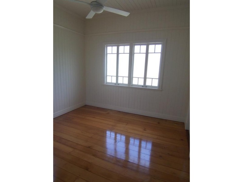 18 Ainslie Street, Alderley QLD 4051