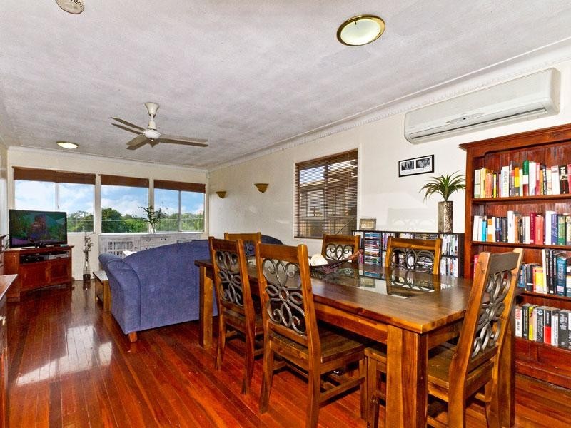 21 Knutsford Street, Chermside West QLD 4032