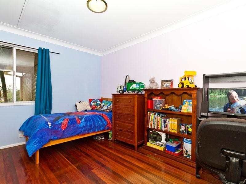 21 Knutsford Street, Chermside West QLD 4032