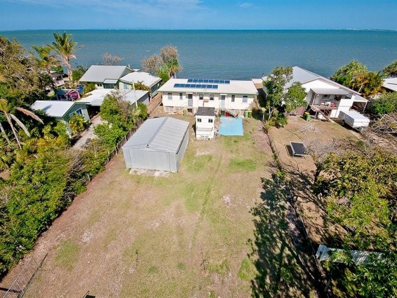 2/81 Biggs Avenue, Beachmere QLD 4510