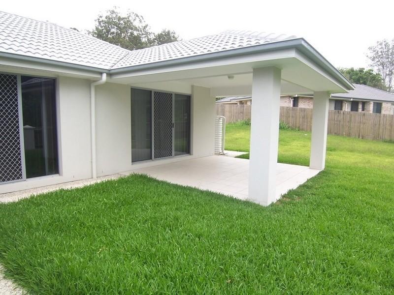2 Oakwood Road, Warner QLD 4500