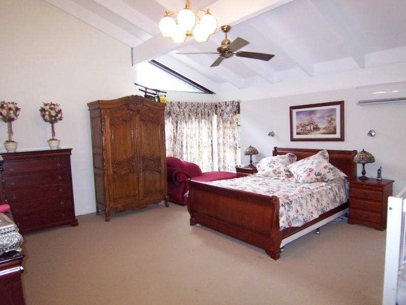 Bridgeman Downs QLD 4035