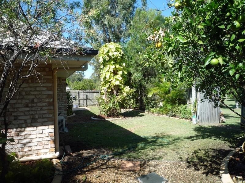 27 Coolabah Crescent, Bridgeman Downs QLD 4035