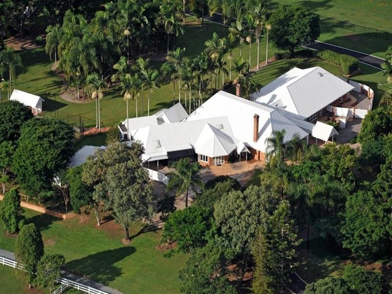 60 Tiverton Place, Bridgeman Downs QLD 4035