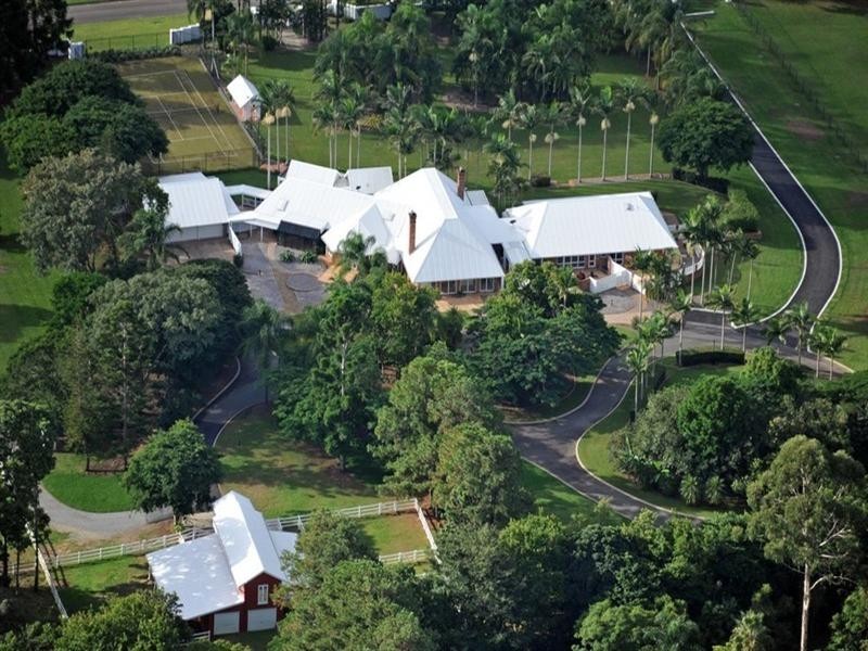 60 Tiverton Place, Bridgeman Downs QLD 4035