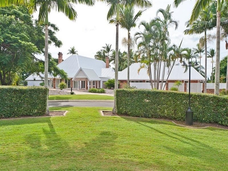 60 Tiverton Place, Bridgeman Downs QLD 4035