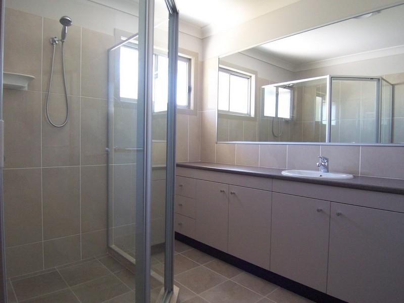 2/16 Victory Street, Zillmere QLD 4034