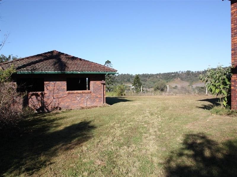 1 Ramsay Road, Clear Mountain QLD 4500