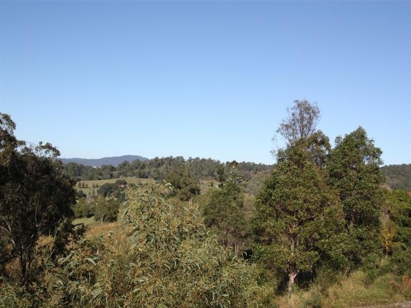 1 Ramsay Road, Clear Mountain QLD 4500
