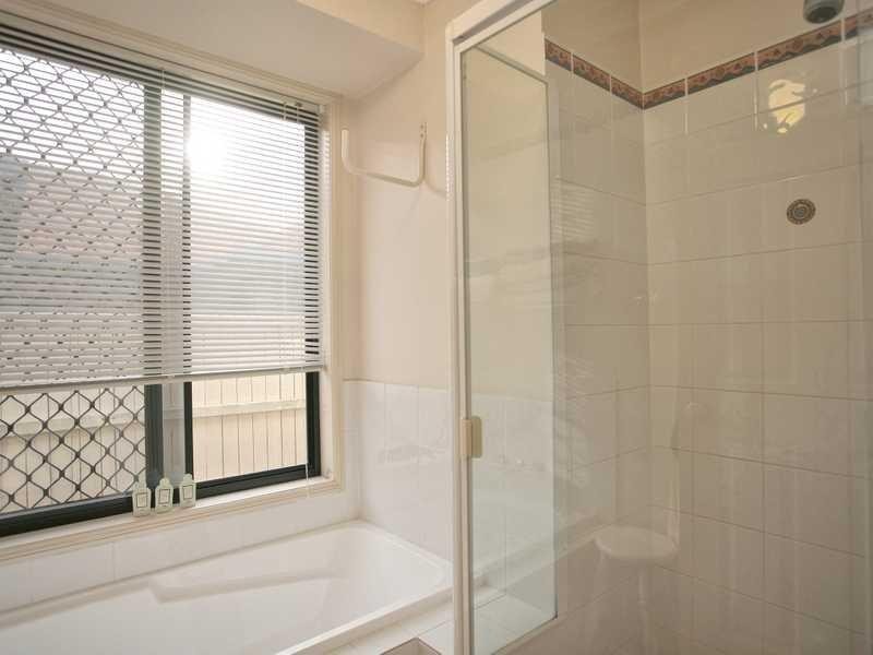 3 Country Club Close, Carseldine QLD 4034