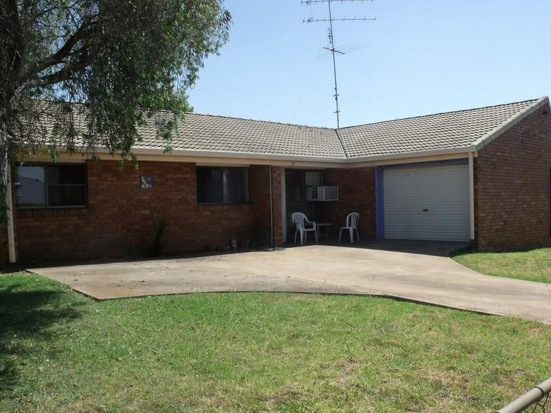 17 Browne Street, Yarraman QLD 4614