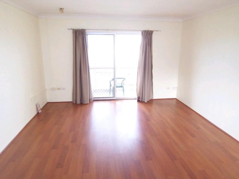 2/47 Pioneer Street, Zillmere QLD 4034