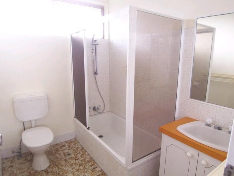 2/47 Pioneer Street, Zillmere QLD 4034