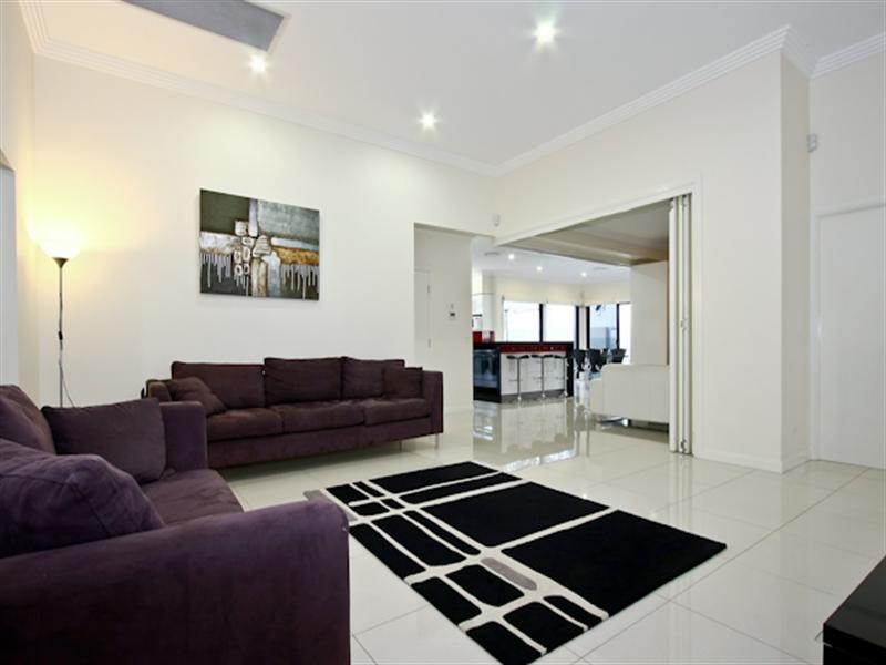 12 Silverbirch Place, Bridgeman Downs QLD 4035