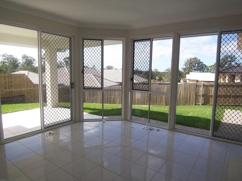 15 Oakwood Road, Warner QLD 4500