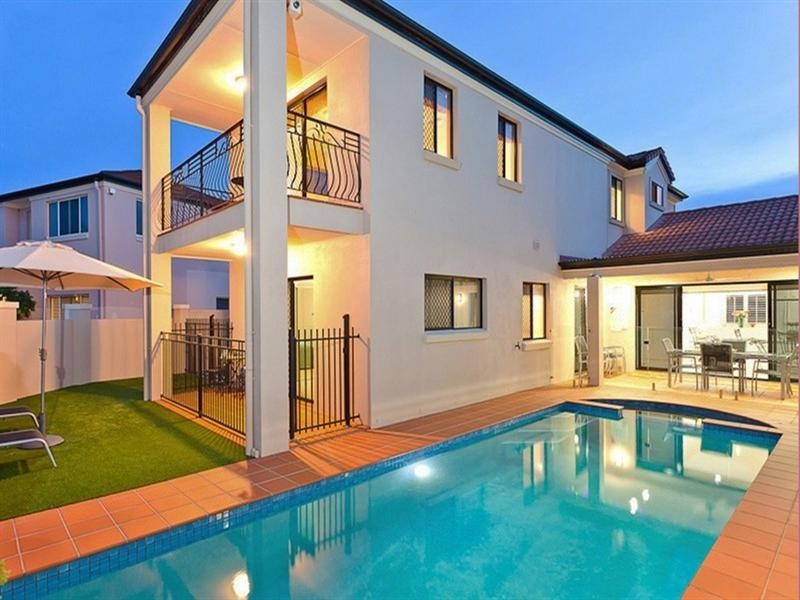 10 Flametree Street, Bridgeman Downs QLD 4035