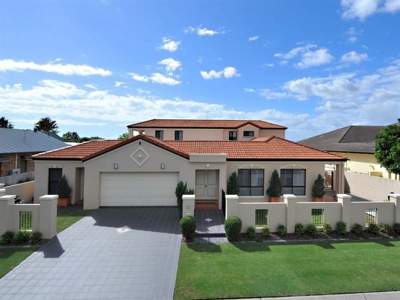 10 Flametree Street, Bridgeman Downs QLD 4035