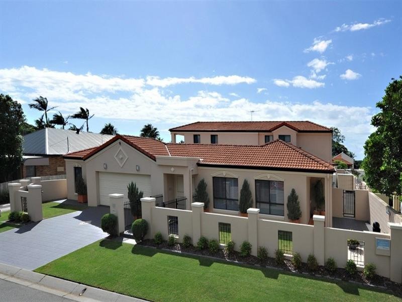 10 Flametree Street, Bridgeman Downs QLD 4035