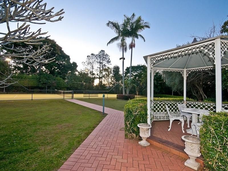 819 Beams Road, Bridgeman Downs QLD 4035