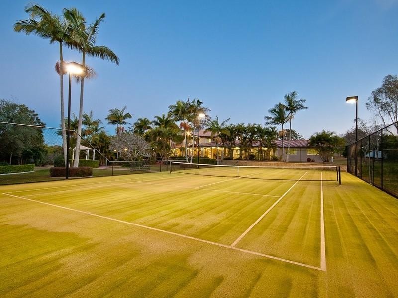 819 Beams Road, Bridgeman Downs QLD 4035