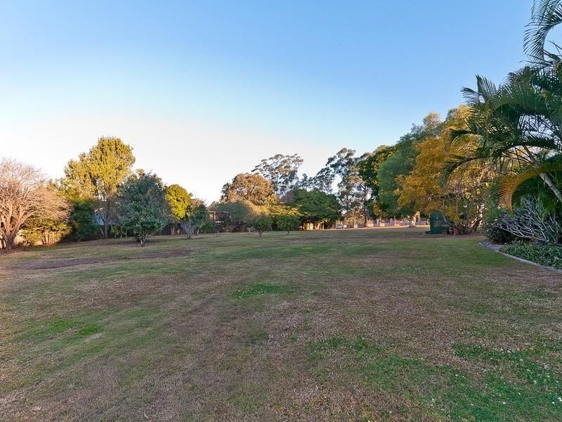 819 Beams Road, Bridgeman Downs QLD 4035