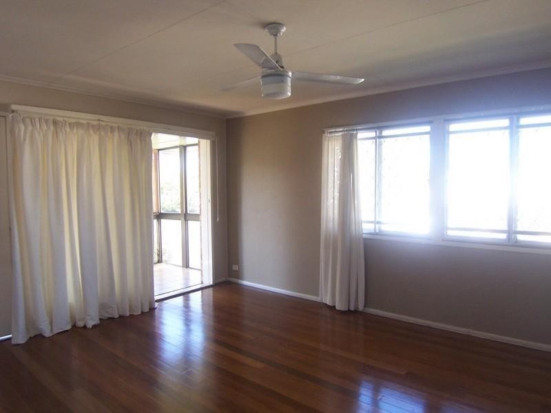 12 Myron Street, Chermside QLD 4032