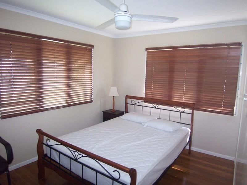 12 Myron Street, Chermside QLD 4032